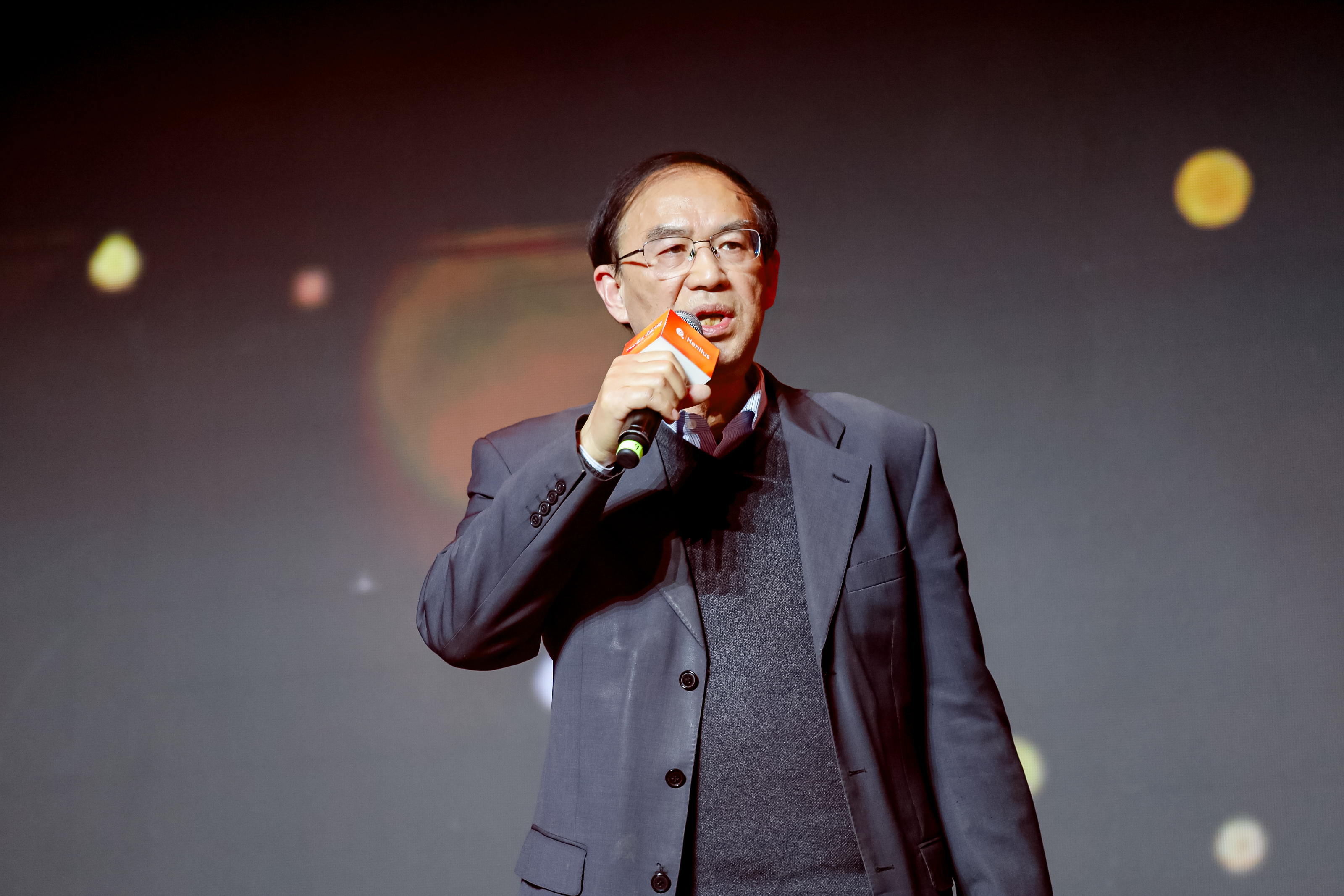 AG真人官方(中国)官方网站IOS/安卓通用版/手机app下载